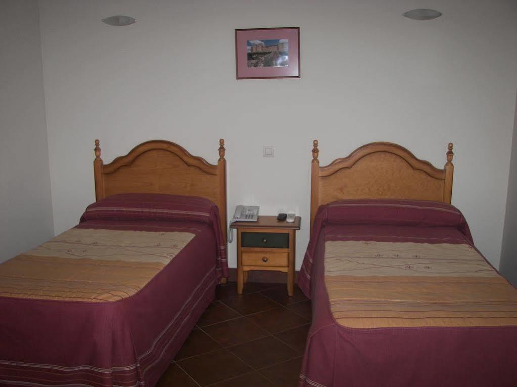 Hostal Hueso Trujillo Exterior foto